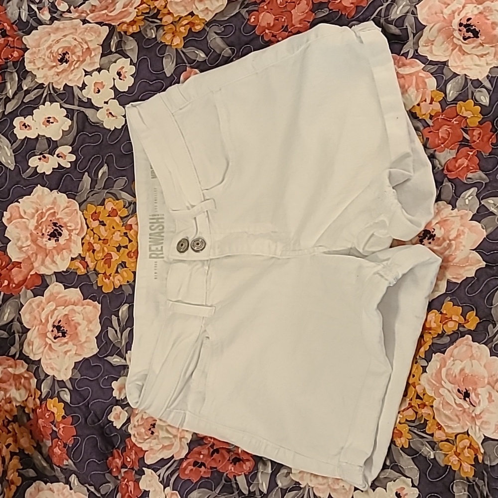Rewash white jean short sz 3 junior